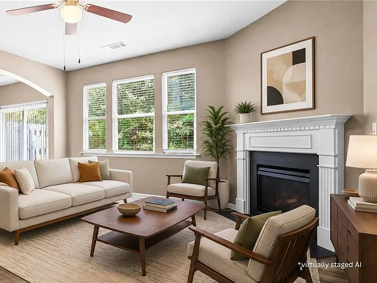 1619 Park Brooke Cir SW #10 — Photo 2