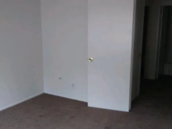 1480 W Edgehill Rd APT 21, San Bernardino, CA 92405