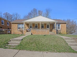 455 25th St N, Springfield, MI 49037