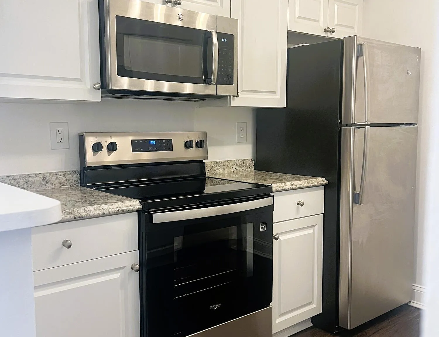 1 bed, 1.5 bath, 760 sqft, $1,500 — Photo 4