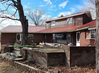310 W 3rd St, Heavener, OK 74937