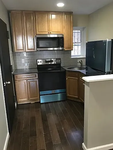 2902 Frankford Ave #3R — Photo 5