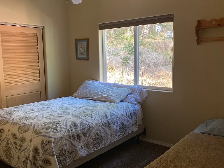 Upstairs bedroom with Jack N Jill Bath