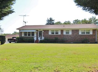 660 Jolley Rd, Inman, SC 29349