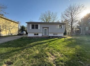 921 Norwood Dr, Norwalk, IA 50211