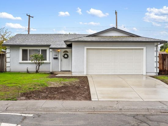 126 Barton Way, Sacramento, CA 95838