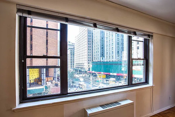 Sold by The Bamberger Group | media 15