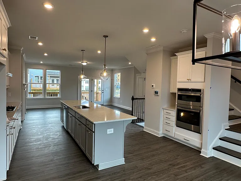 410 Herring Dr — Photo 9