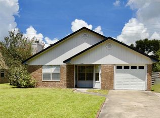 756 Madison Dr, Hinesville, GA 31313