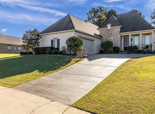 129 Mullherrin Dr, Madison, MS 39110
