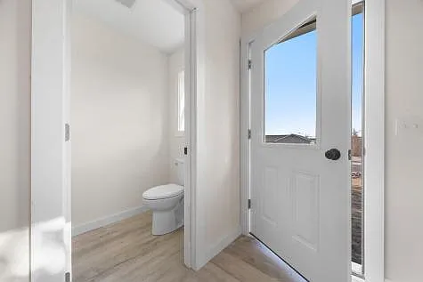 1/2 bath