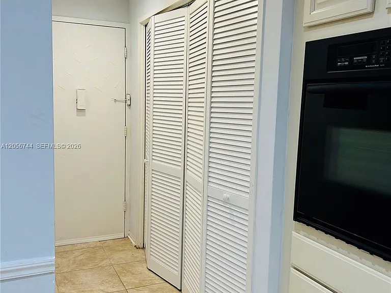 5825 Collins Ave #9C — Photo 47