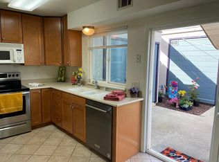 9445 Carlton Oaks Dr UNIT D, Santee, CA 92071