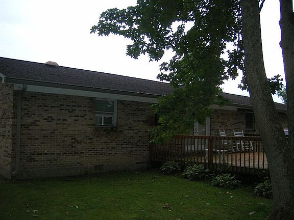 4th image of 103 Rosewood Ln