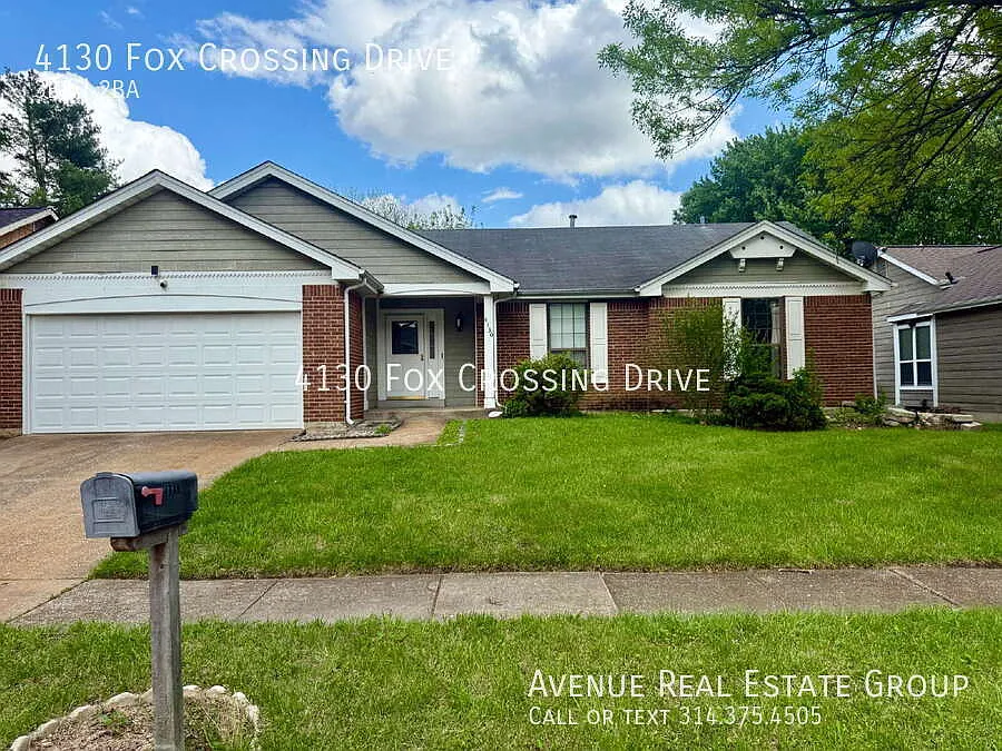 4130 Fox Crossing Dr photo 1