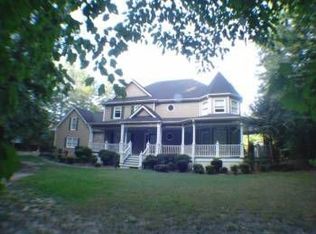 3284 Country Walk Dr, Powder Springs, GA 30127