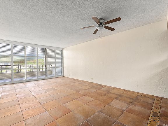 3rd image of 500 Lunalilo Home Rd Penthouse 18C