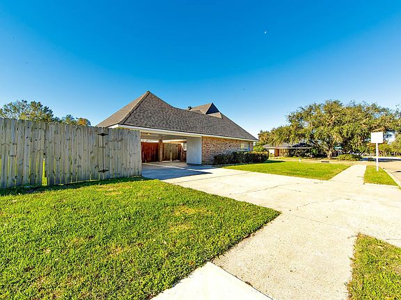 5th image of 410 Summerfield Dr
