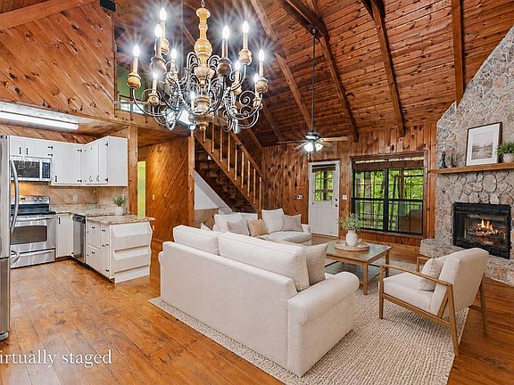 5th image of 344 Robertson Dr