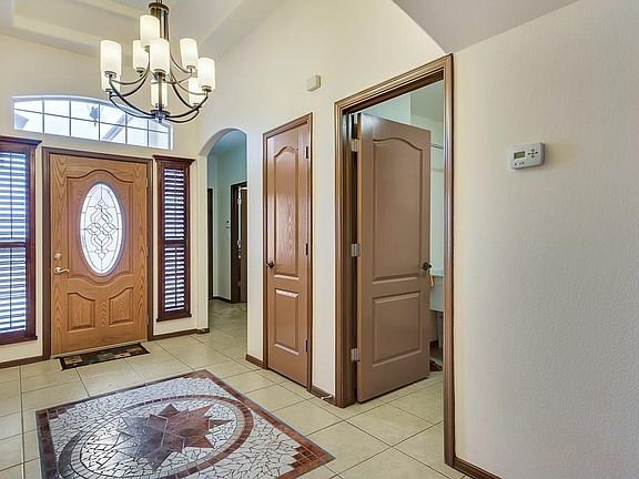 4th image of 107 Trinidad Dr