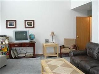 1st image of 655 Sterling Ct