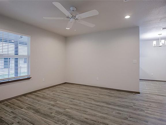 5th image of 5705 Blythewood Dr