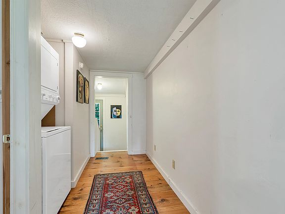 5th image of 130 Plains Road