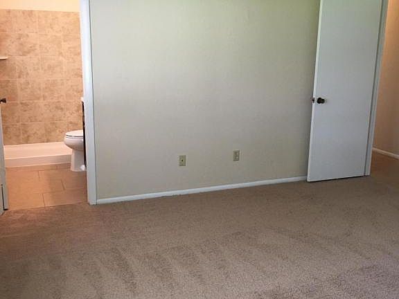 3rd image of 1631 SE Goucho Ave