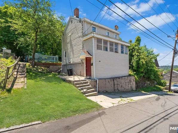 282-286 Caldwell Ave, Paterson, NJ 07501