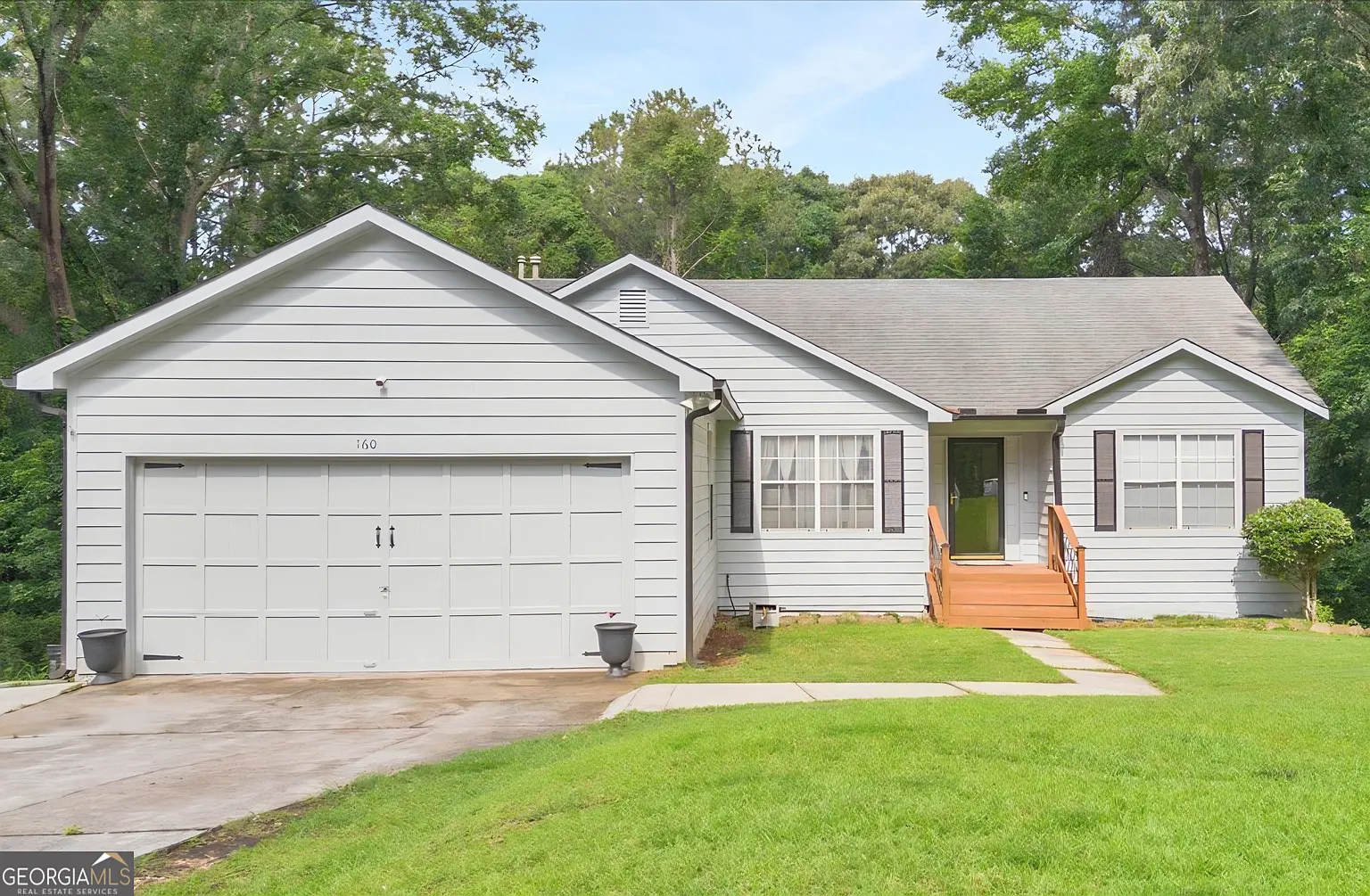 160 Country Mill Ln photo 1