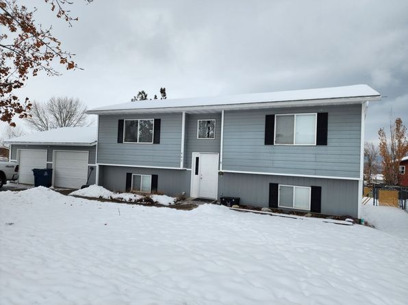 402 20th Ave W