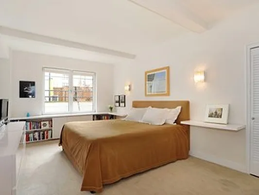 Sold by Corcoran | media 13