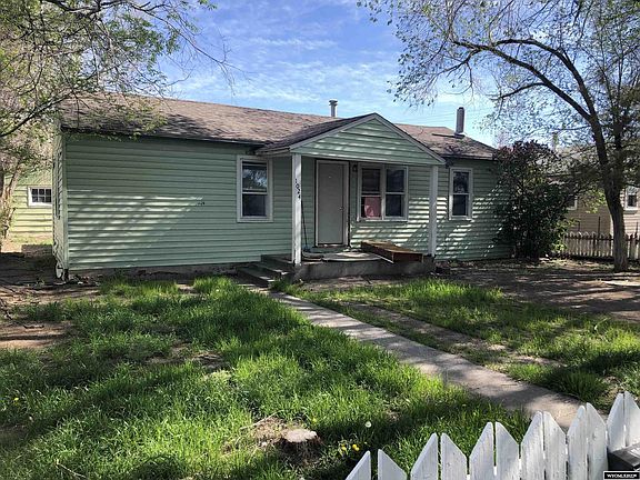 3rd image of 1024 E Roosevelt Ave