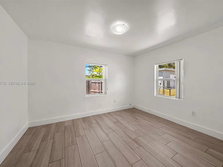 520 NW 104th St #522 — Photo 9