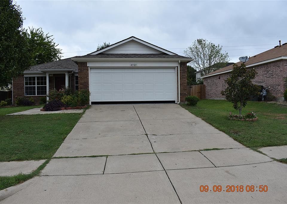 1st image of 4521 Blue Jay Ln