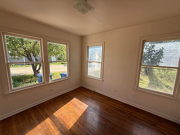 4th image of 207 Rainbow Dr