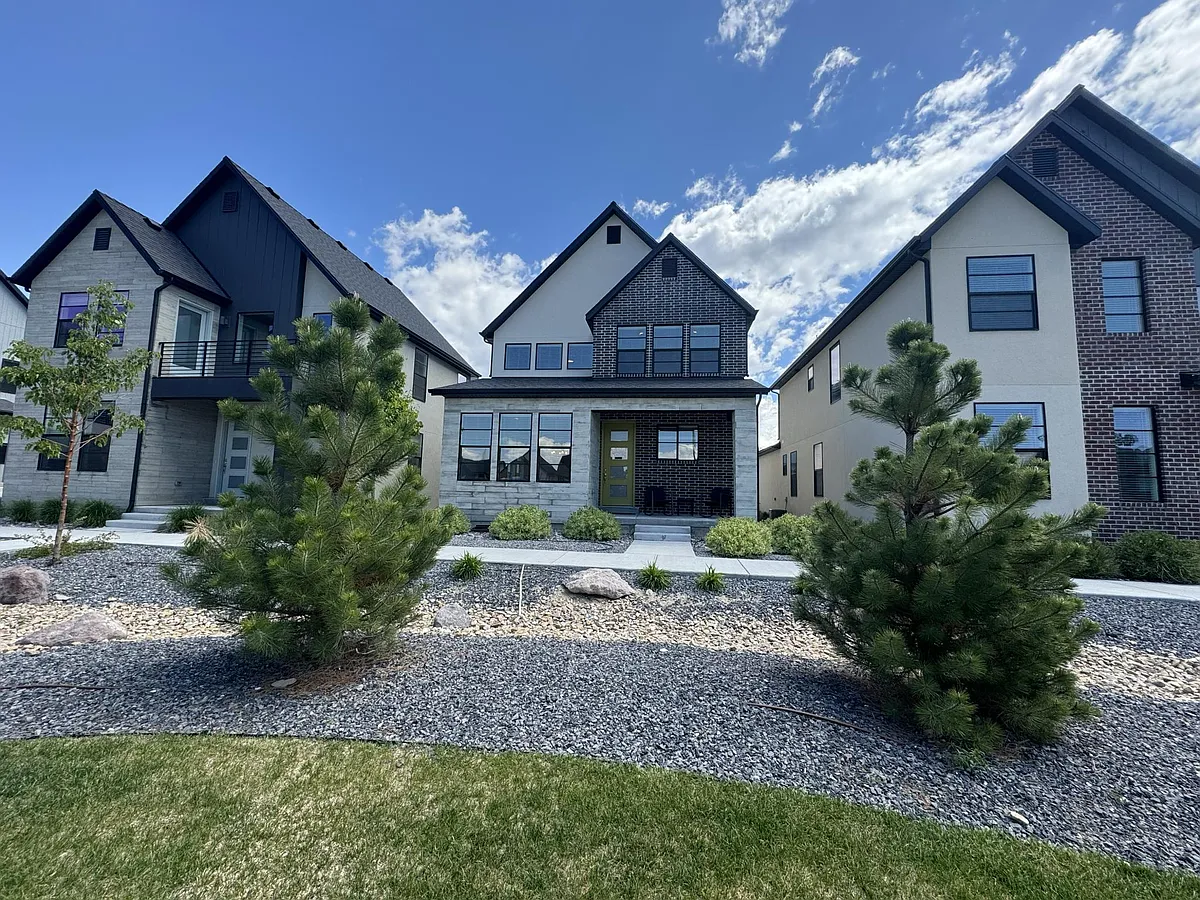 Building Photo - 3127 N 325 W