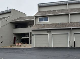 10550 W Jewell Ave APT 202, Lakewood, CO 80232