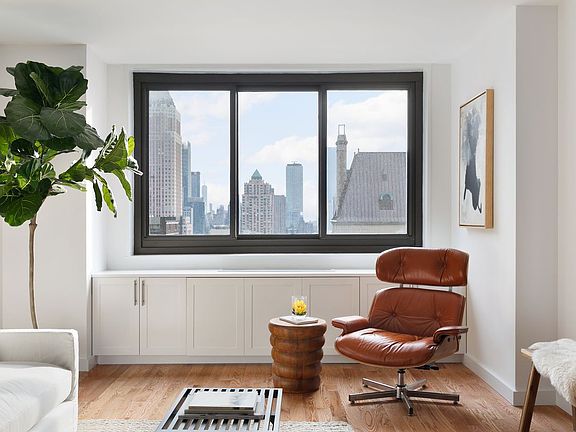 3rd image of 347 W 57th St APT 25F