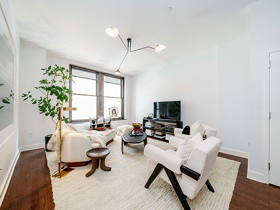 4th image of 1182 Broadway APT 8C