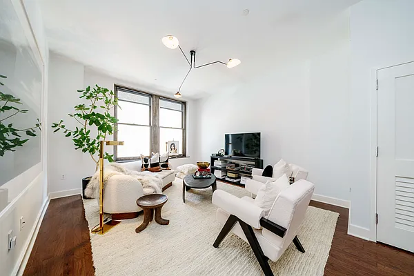 Rented by Douglas Elliman | media 7