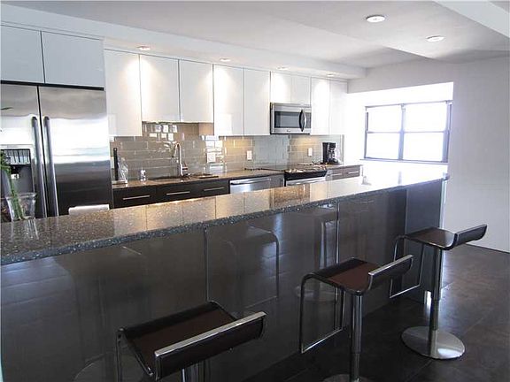 5th image of 1800 S Ocean Blvd APT 706