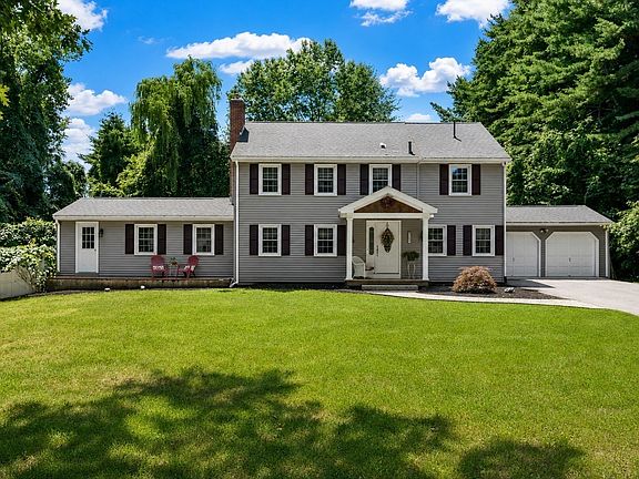 3rd image of 287 Northfield Rd