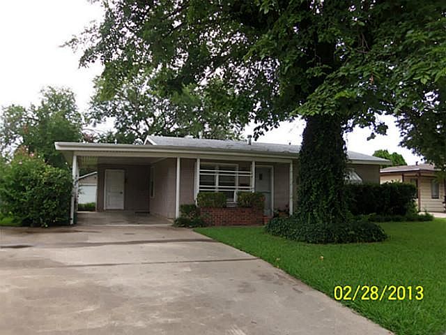 2nd image of 3216 Mesquite Rd