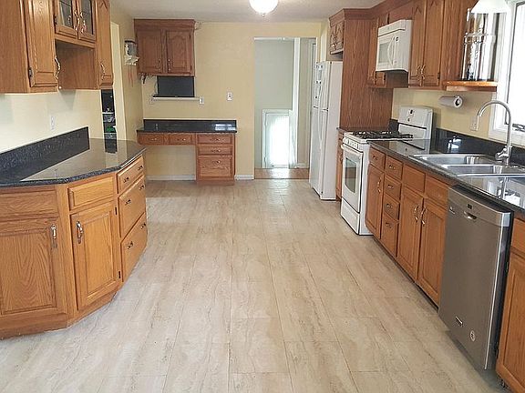 Large Kitchen