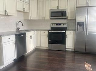 1060 E Linden Ave #2F, Saint Louis, MO 63117