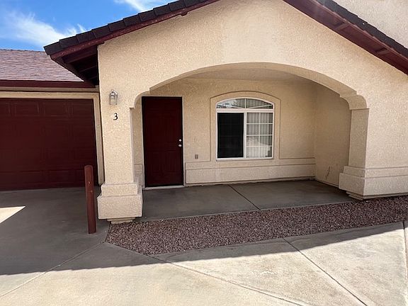 2nd image of 3325 Armour Ln APT 3