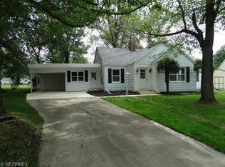 722 Eastwood St, Geneva, OH 44041