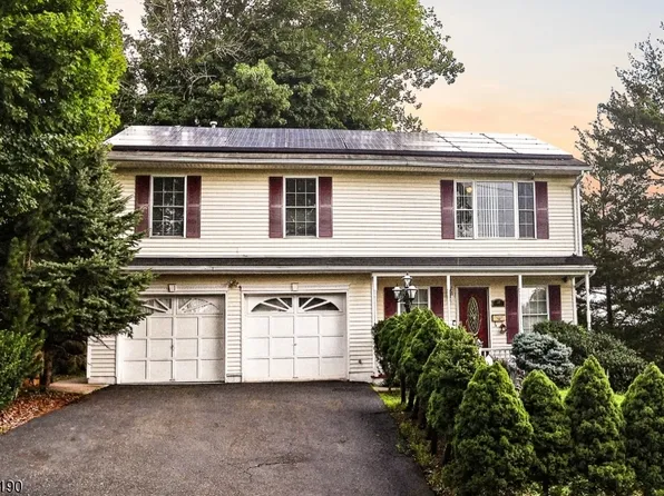 10 Davis Ave, Dover Town, NJ 07801