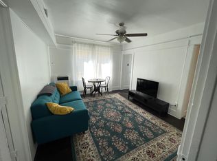 (Undisclosed Address), Long Beach, CA 90813